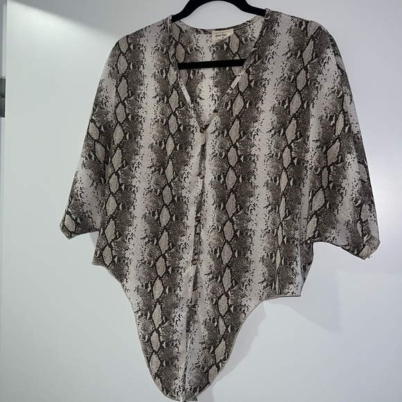 Snake skin tie top - Picture 2 of 3